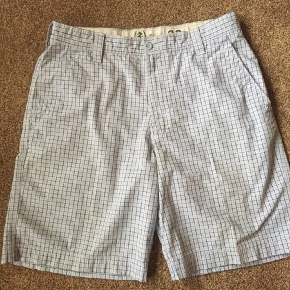 Saltwater Chinos Blue Plaid Casual Shorts 33"